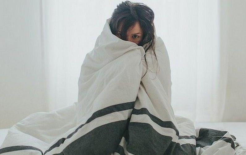 Luon thay lanh hon nguoi khac, ban co the dang mac benh hinh anh