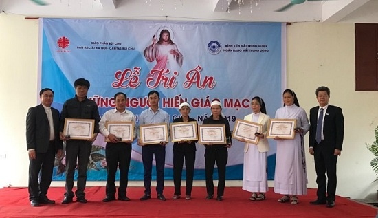 Be trai 10 tuoi hien giac mac anh 2