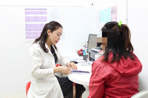 Bao dong tre em nhiem benh tinh duc nguoi lon hinh anh