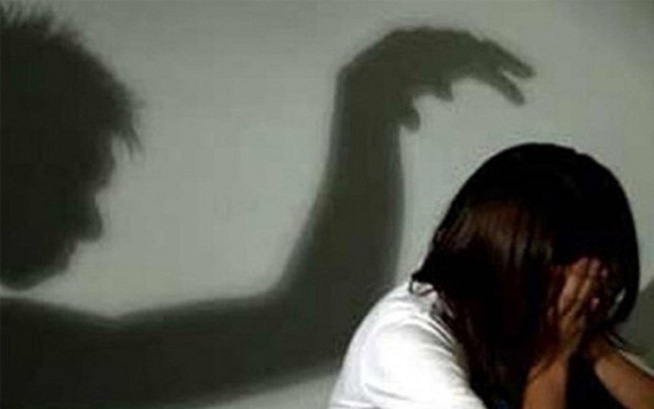 Nghi van duong day mua ban trinh tre em o Ha Noi hinh anh