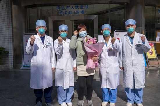 Người nhiễm virus corona xuất viện ảnh 1 Nguoi nhiem virus corona xuat vien anh 1