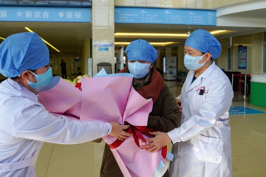 475 benh nhan nhiem virus corona o Trung Quoc da xuat vien hinh anh