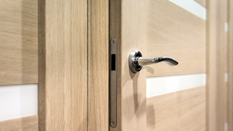 Trung Quoc phat hien virus corona tren tay nam cua hinh anh