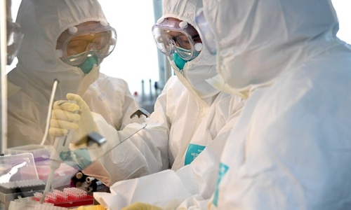 De nghi dua thuoc chong sot ret vao phac do dieu tri Covid-19 hinh anh