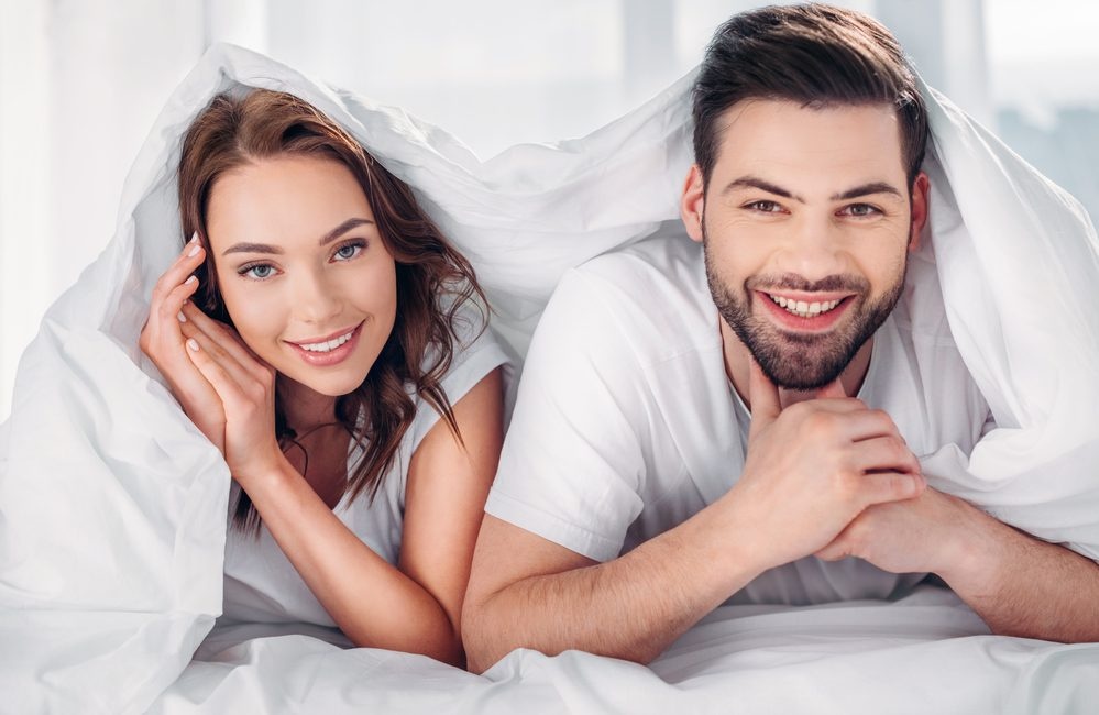 Ly do nhieu nguoi thich dap chan khi ngu ke ca troi nong hinh anh