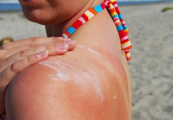 Tac dung phu khong ai ngo khi su dung thuoc khang sinh hinh anh