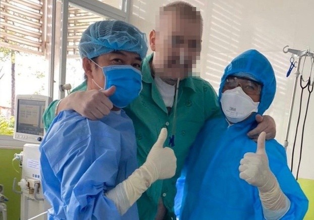 Nam phi cong dang phuc hoi chuc nang toan dien truoc khi ve nuoc hinh anh