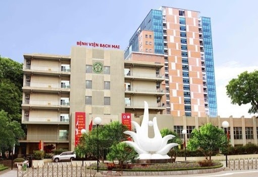 Benh vien Bach Mai dung do dien nao do video hinh anh