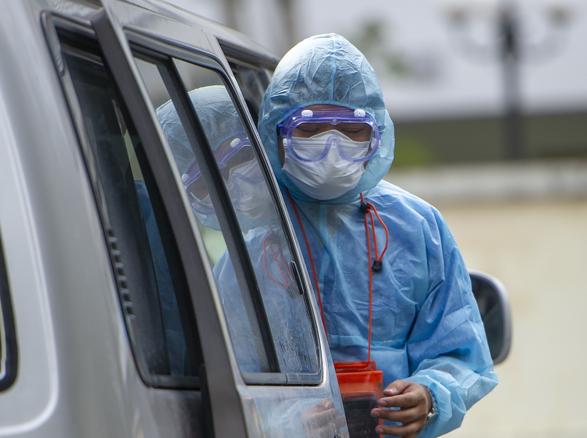 'Mam benh da chui vao cong dong, Da Nang phai than toc cach ly F1' hinh anh