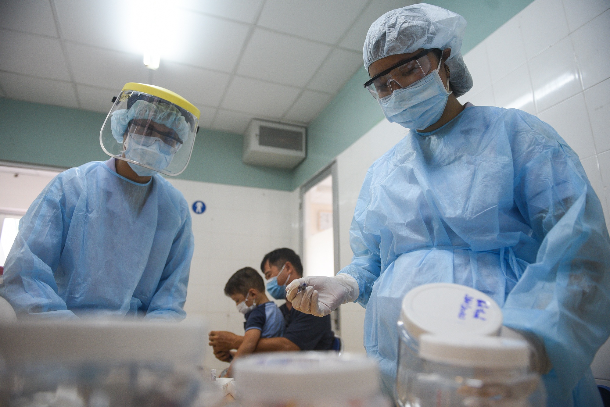 'Dinh dich xuat hien la tin hieu kha quan' hinh anh