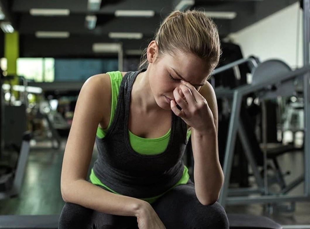 Ban co nen tap the duc khi bi cam lanh? hinh anh