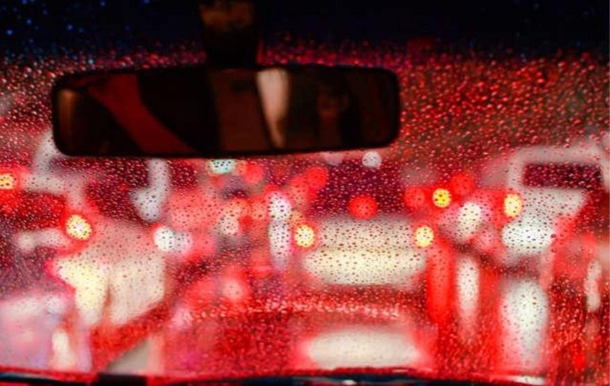 Vi sao co hien tuong mua mau? hinh anh