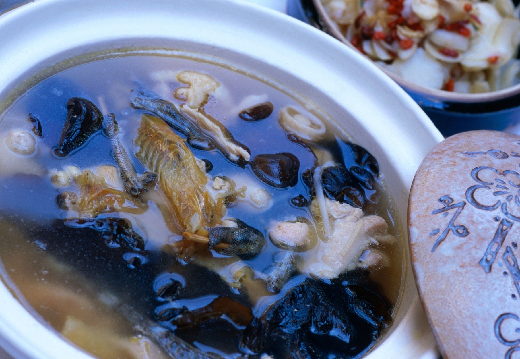 10 cach chua cam lanh hieu qua tren the gioi hinh anh