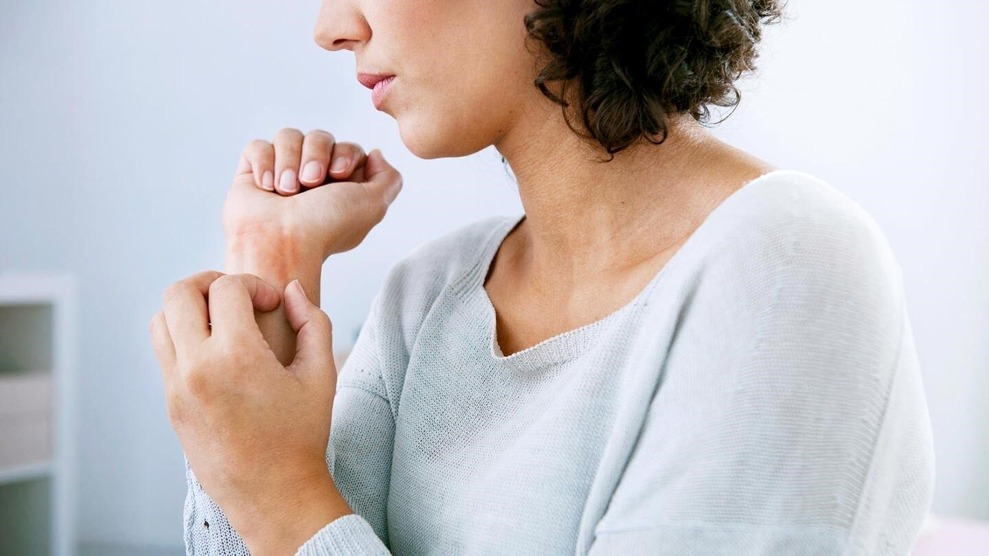 Quan niệm sai lầm về bệnh eczema ảnh 2 Quan niem sai lam ve benh eczema anh 2