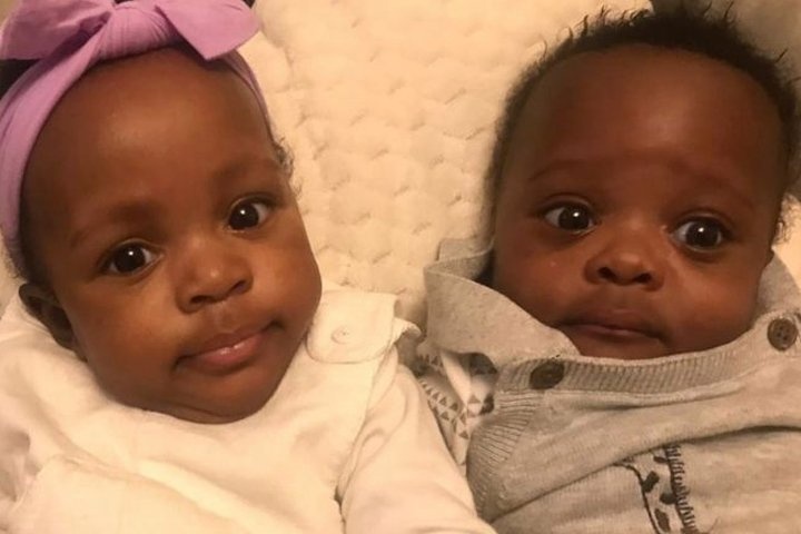 Benh nhan Covid-19 sinh doi khi dang hon me hinh anh