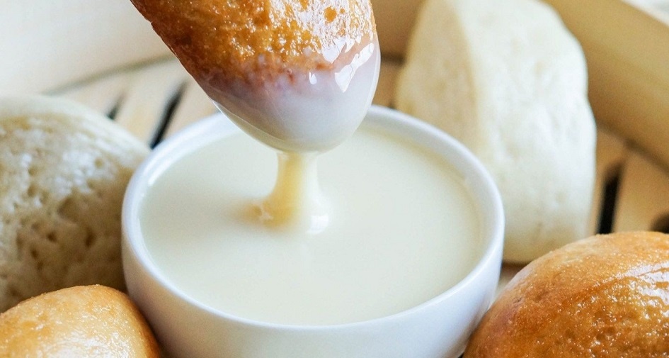 Co nen an banh my cham sua? hinh anh