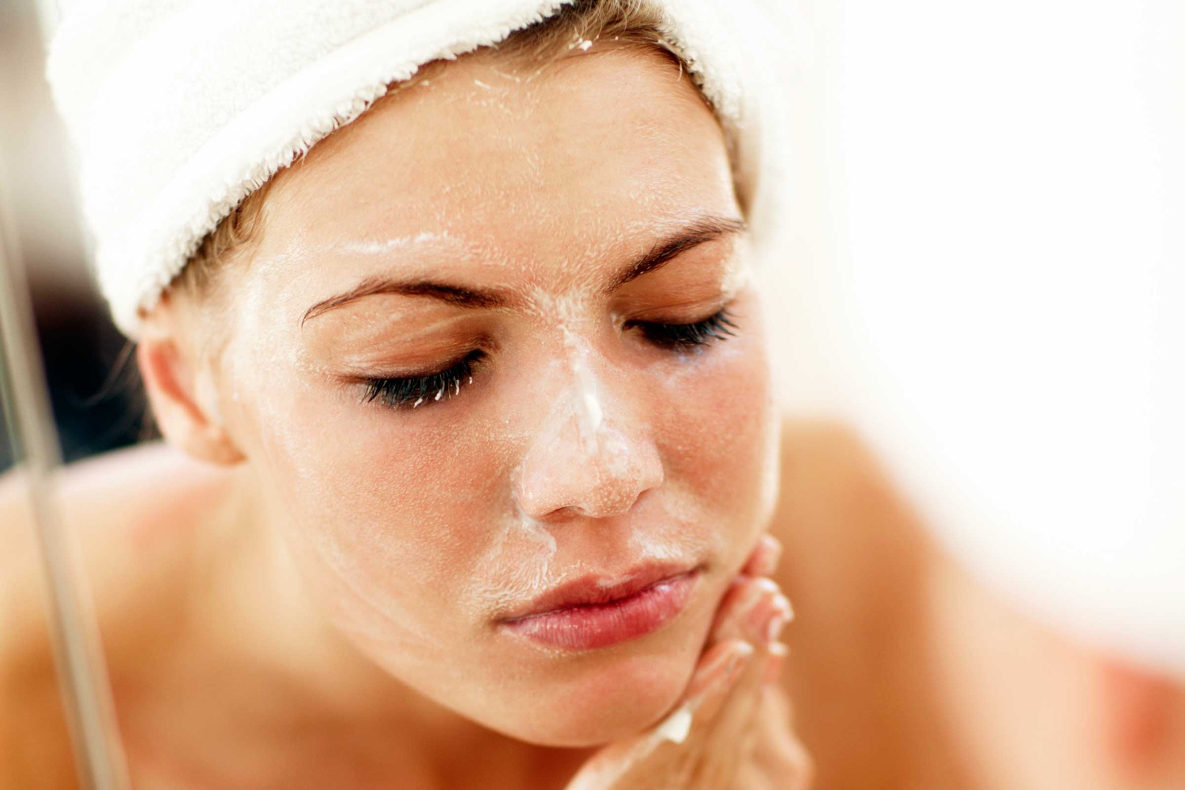 Thói quen buổi tối tốt cho da ảnh 2 Thoi quen buoi toi tot cho da anh 2