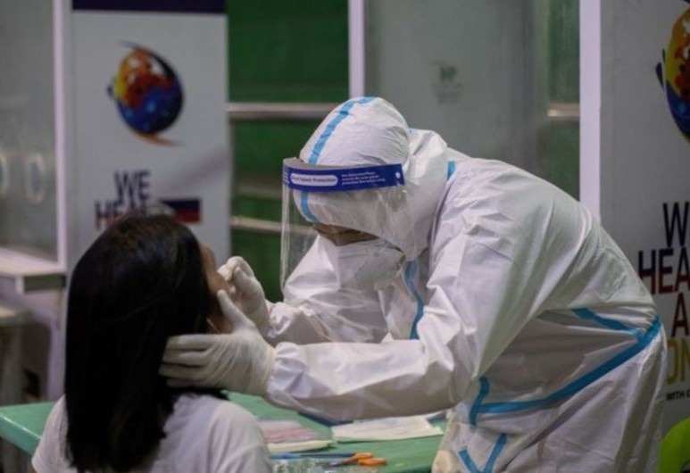 Philippines xac nhan bien chung SARS-CoV-2 lay lan trong cong dong hinh anh