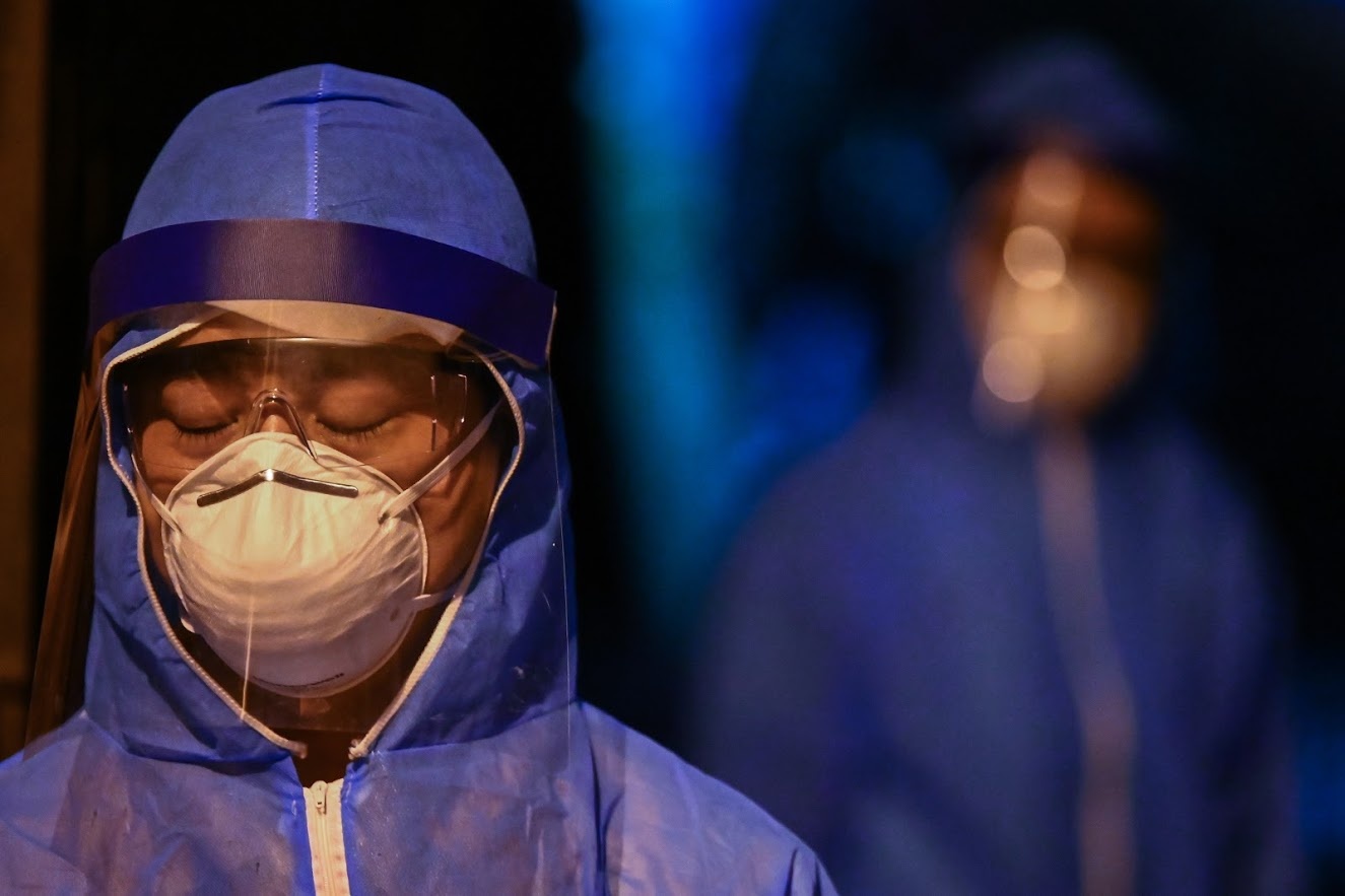 Mot nguoi o Ha Noi nghi mac Covid-19 hinh anh