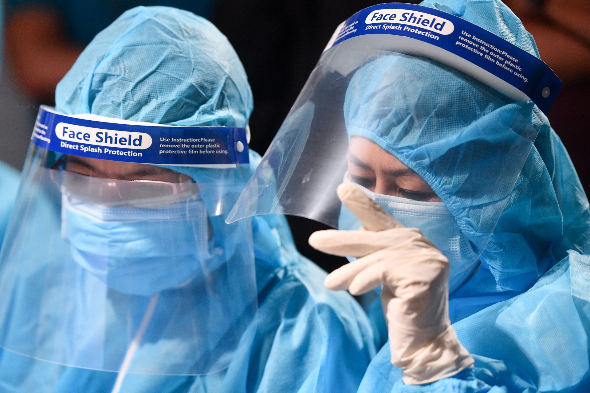 Viec cap bach TP.HCM can lam de khong che dich Covid-19 hinh anh