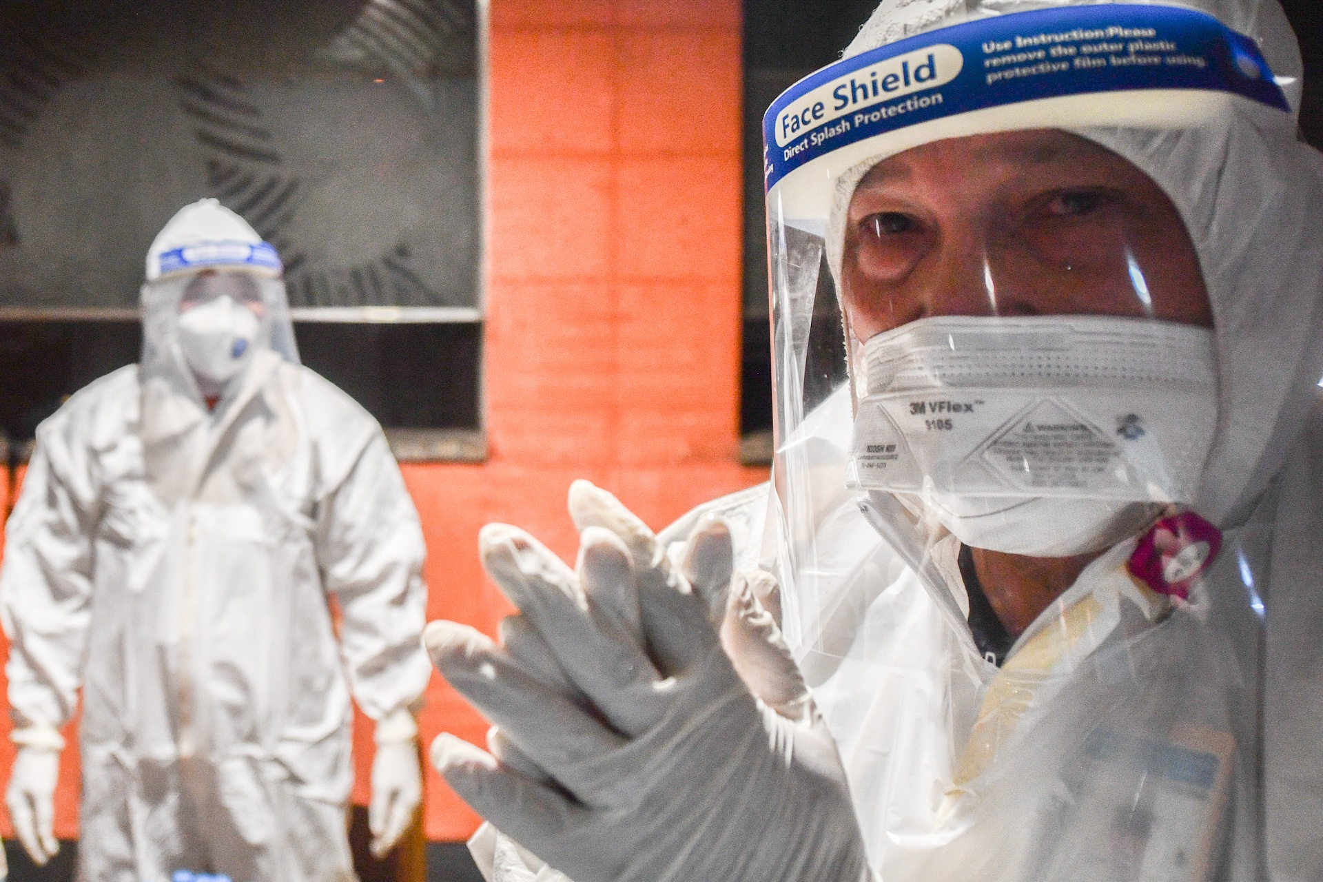 Them 9 nguoi nhiem SARS-CoV-2 hinh anh