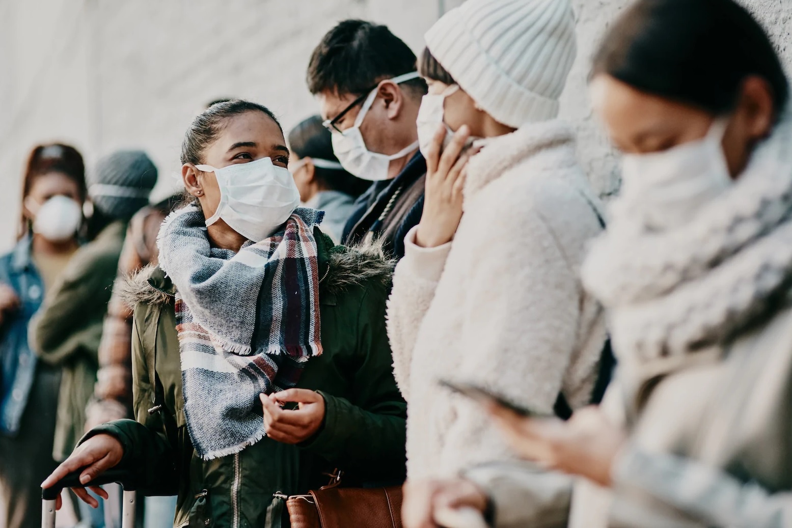Nhóm tuổi dễ lây nhiễm virus SARS-CoV-2 ảnh 1 Nhom tuoi de lay nhiem virus SARS-CoV-2 anh 1