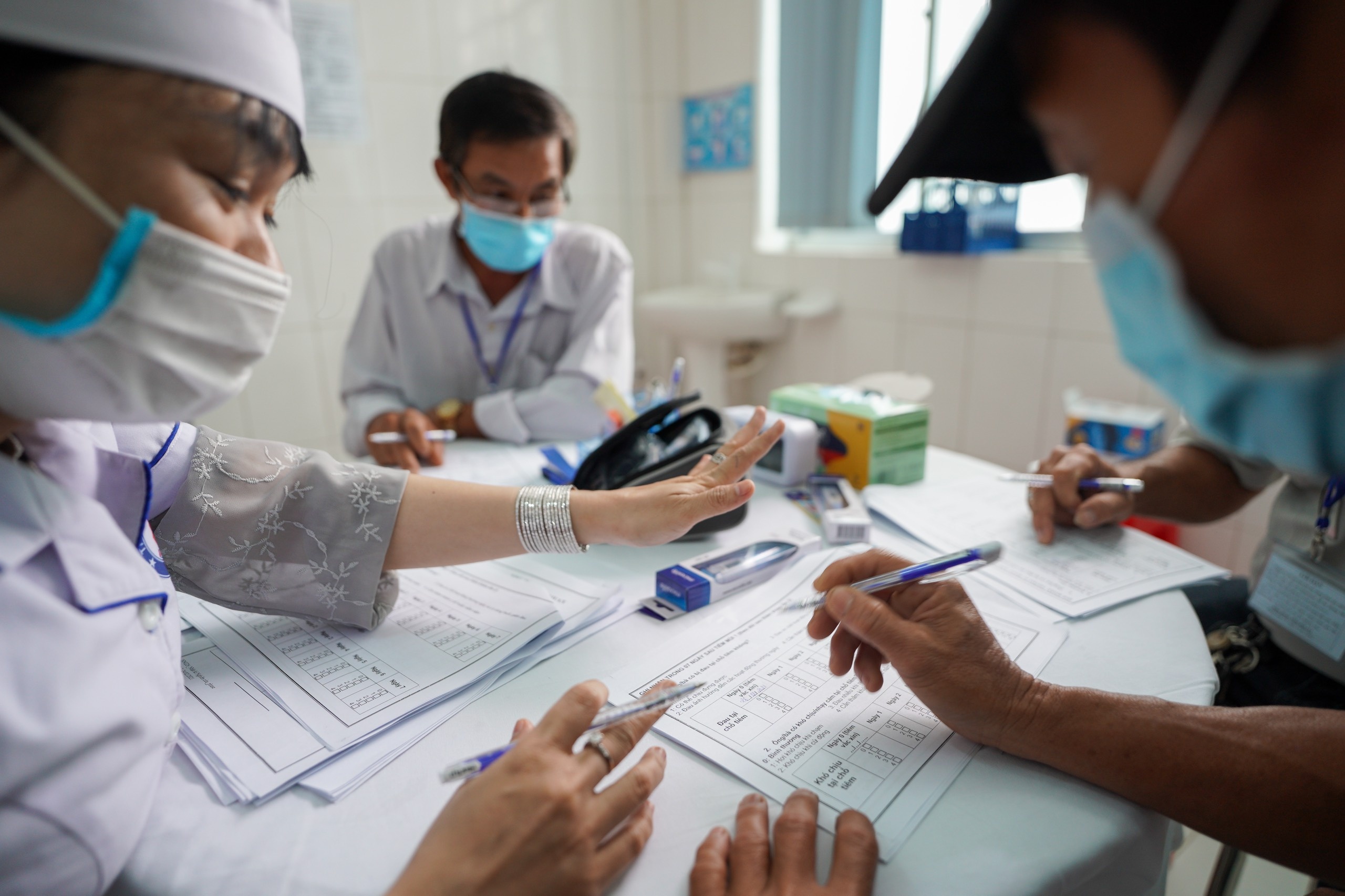 Tiêm thử nghiệm giai đoạn 2 vaccine Nano Covax ảnh 8 Tiem thu nghiem giai doan 2 vaccine Nano Covax anh 8