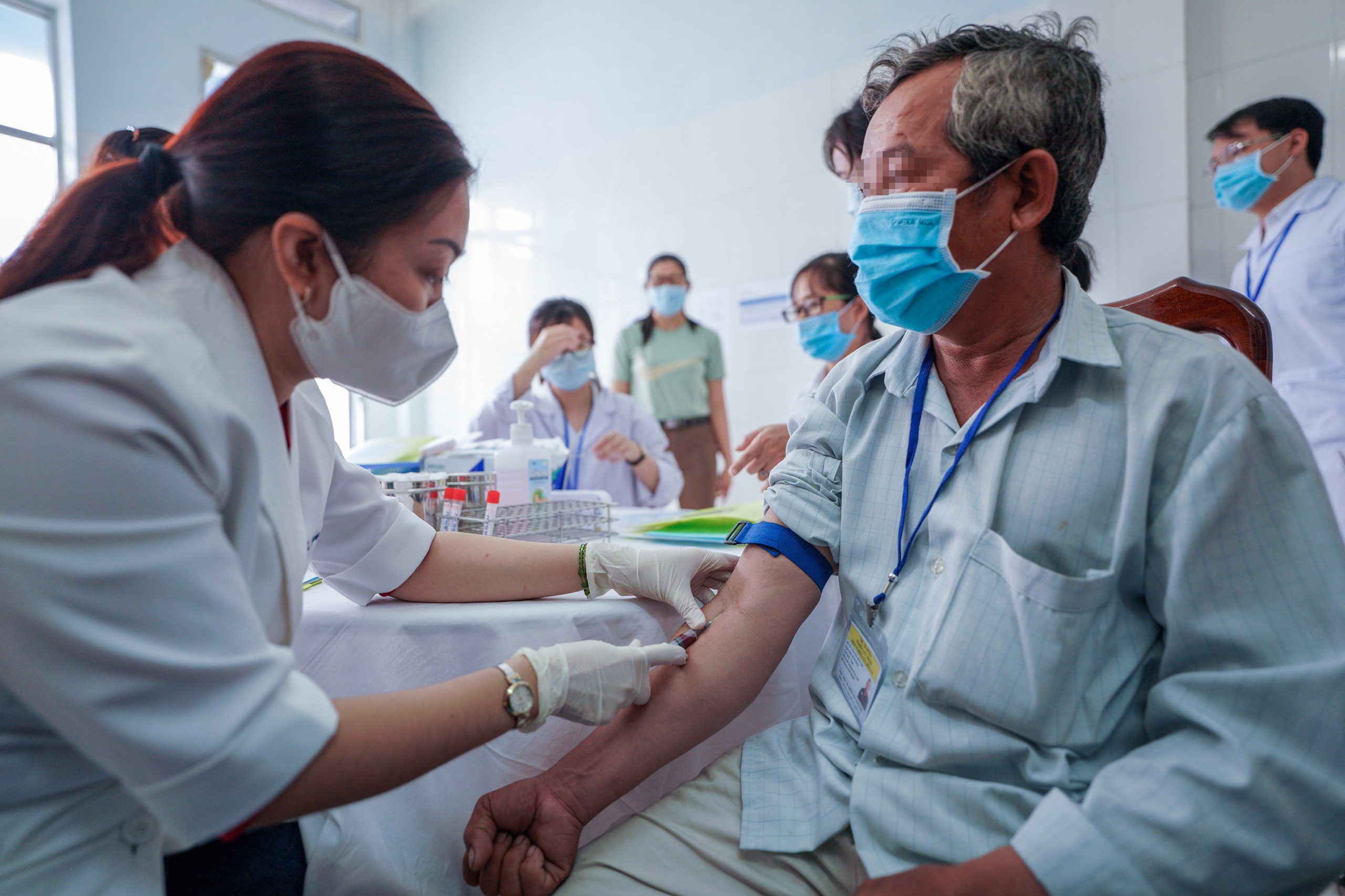 Tiêm thử nghiệm giai đoạn 2 vaccine Nano Covax ảnh 3 Tiem thu nghiem giai doan 2 vaccine Nano Covax anh 3