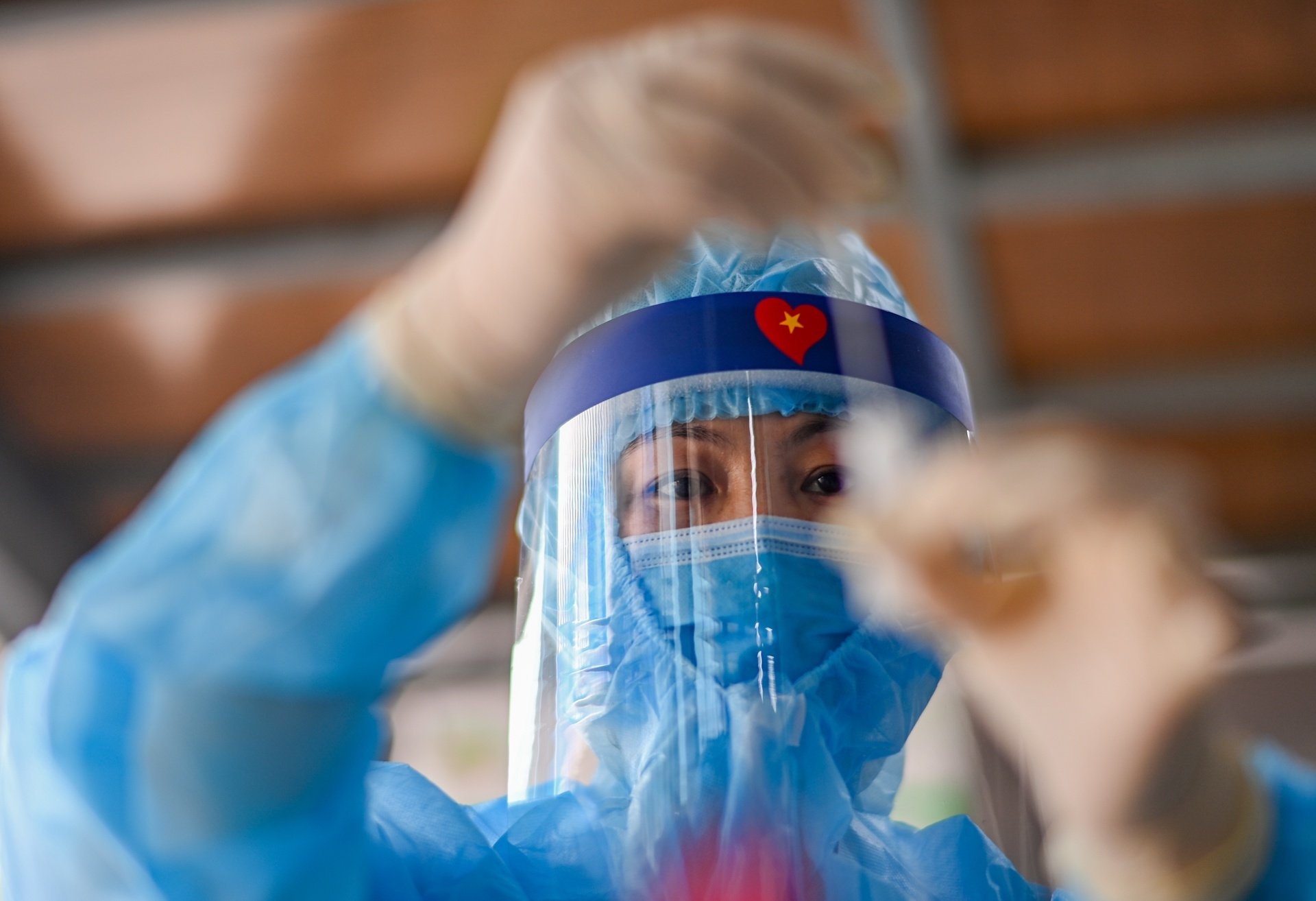 Them 2 cong nhan Cong ty POYUN mac Covid-19 hinh anh