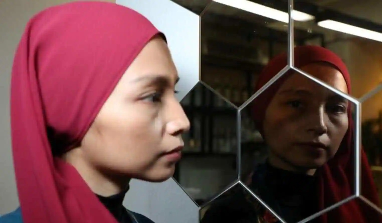 Hoi chung khien phu nu khong co tu cung anh 1