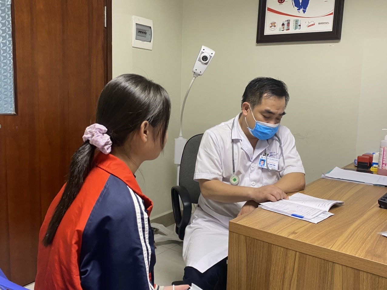 Dau hieu tre muon tu sat anh 2