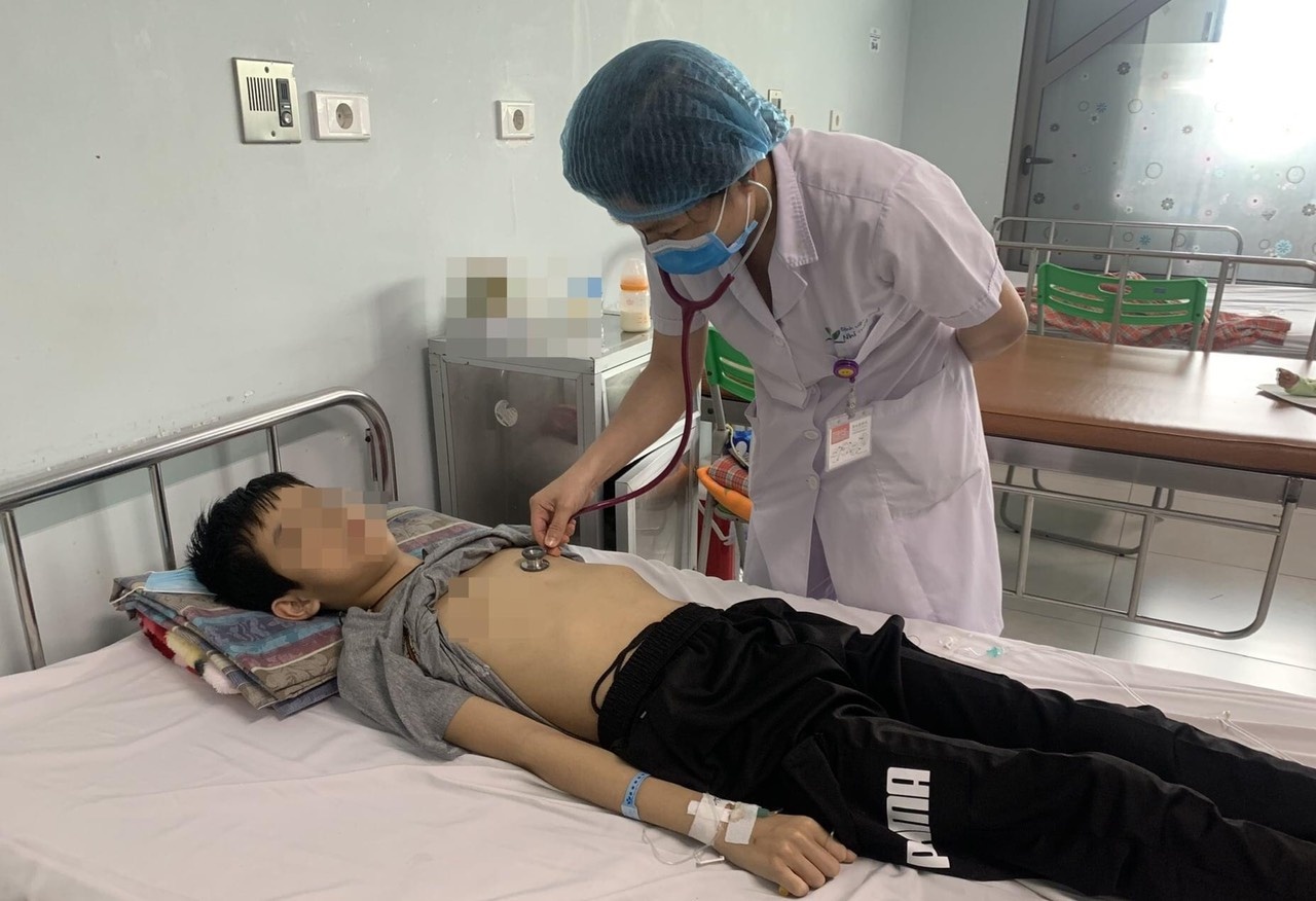 Roi loan chuyen hoa dong hiem gap anh 1