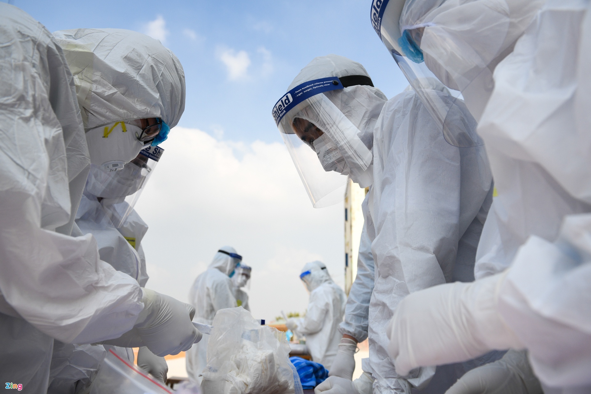 Dịch Covid-19 tại Việt Nam ảnh 1 Dich Covid-19 tai Viet Nam anh 1