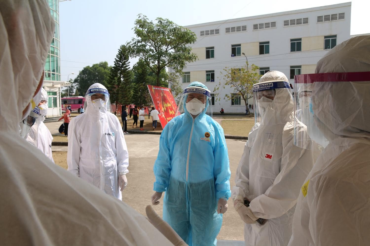 Dịch Covid-19 tại Việt Nam ảnh 1 Dich Covid-19 tai Viet Nam anh 1