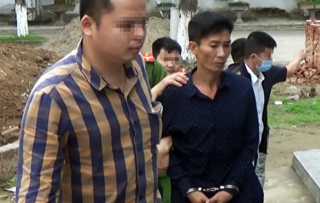 Benh nhan tam than lap 'phong bay' than thiet voi nhan vien y te hinh anh