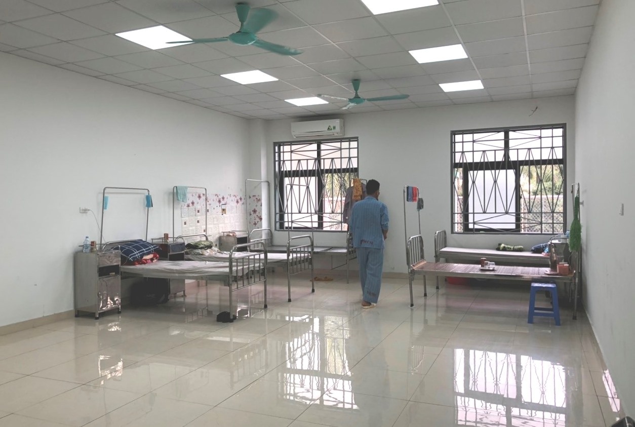 benh nhan tam than lap phong bay lac anh 1