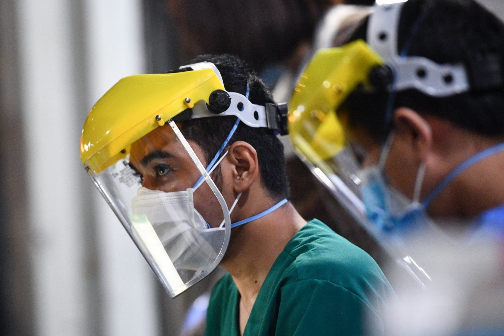 6 ca nhiem nCoV trong cong dong tai TP.HCM, Ha Nam hinh anh