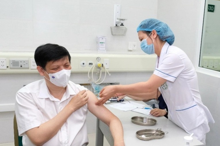 Tầm quan trọng khi tiêm vaccine Covid-19 ảnh 1 Tam quan trong khi tiem vaccine Covid-19 anh 1