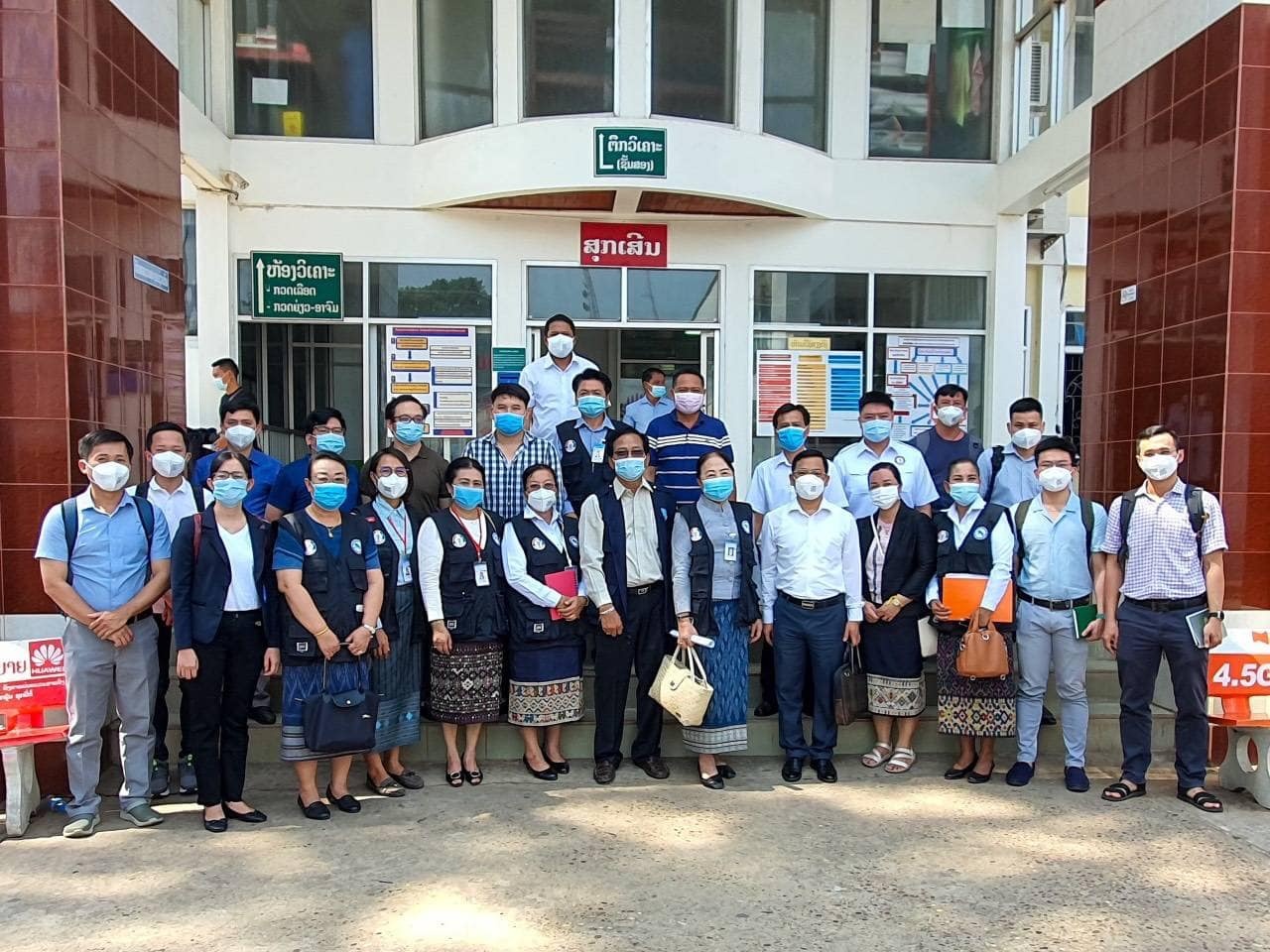 Việt Nam hỗ trợ Lào chống dịch Covid-19 ảnh 1 Viet Nam ho tro Lao chong dich Covid-19 anh 1