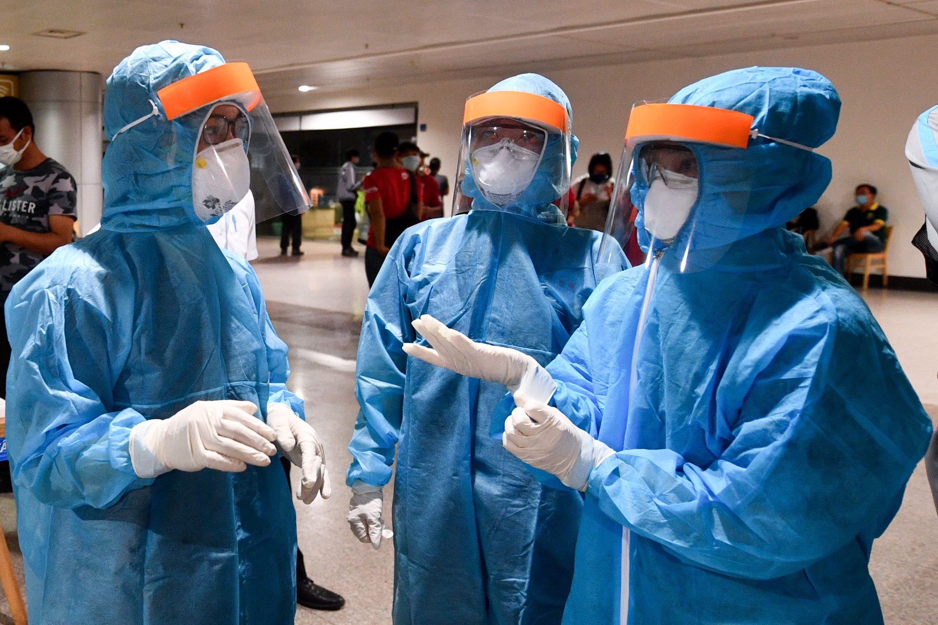 Them 40 nguoi mac Covid-19 tai 5 tinh, thanh hinh anh