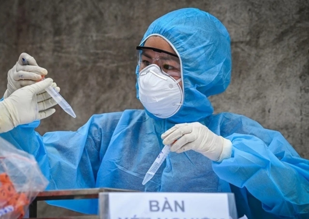 Hai Duong dong cua cho dau moi vi nguoi ban hang an nhiem nCoV hinh anh