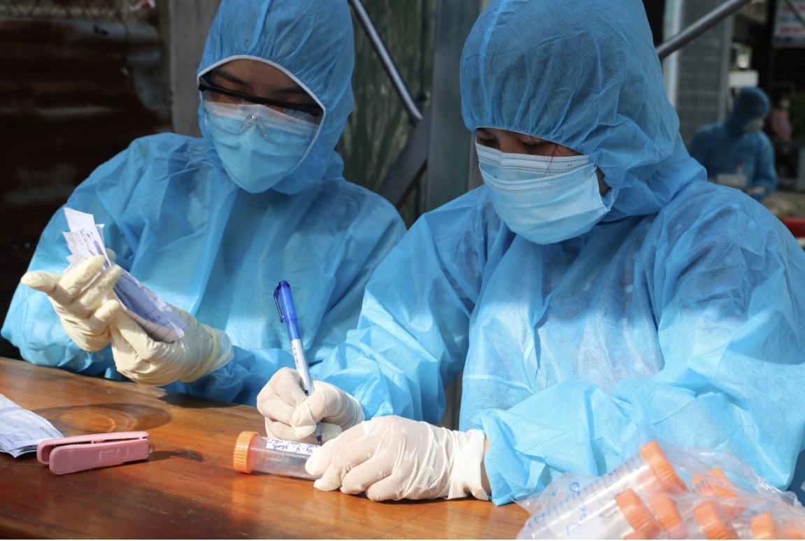 Tình hình dịch Covid-19 tại TP.HCM ảnh 1 Tinh hinh dich Covid-19 tai TP.HCM anh 1