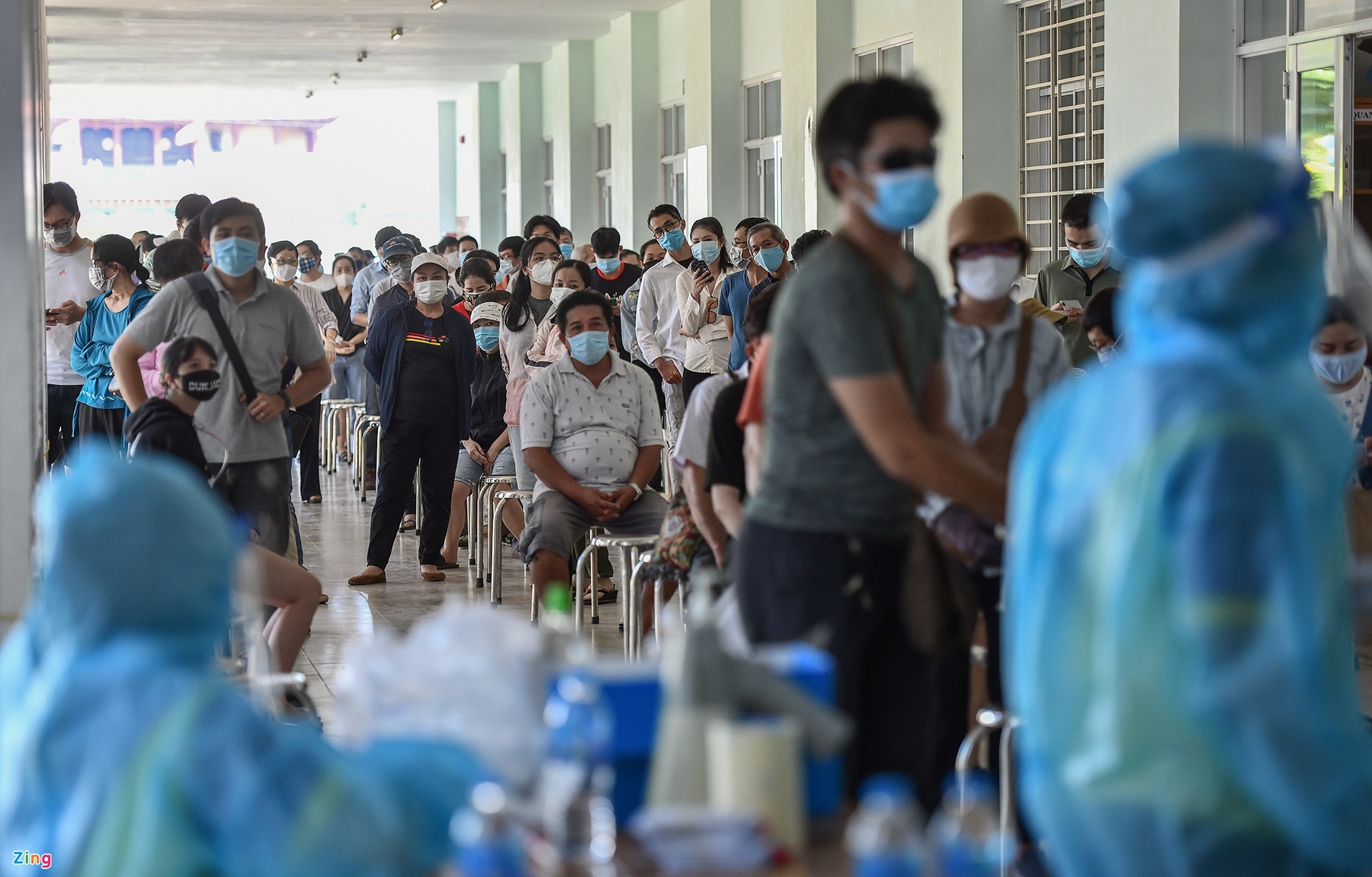 Dich Covid-19 bung phat lan 4 tai Viet Nam anh 2