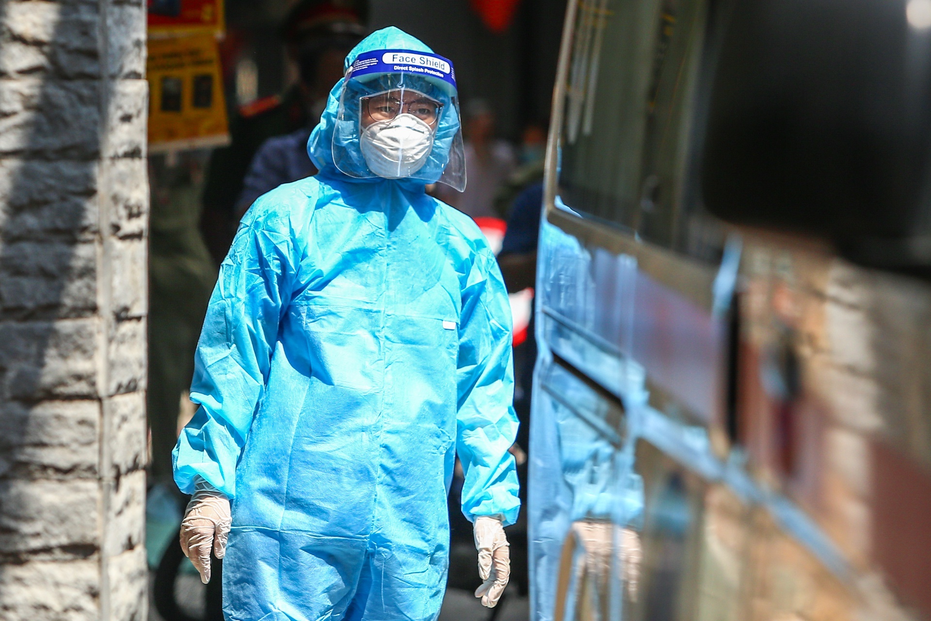 Hai me con o Ha Noi nhiem nCoV chua ro nguon lay hinh anh