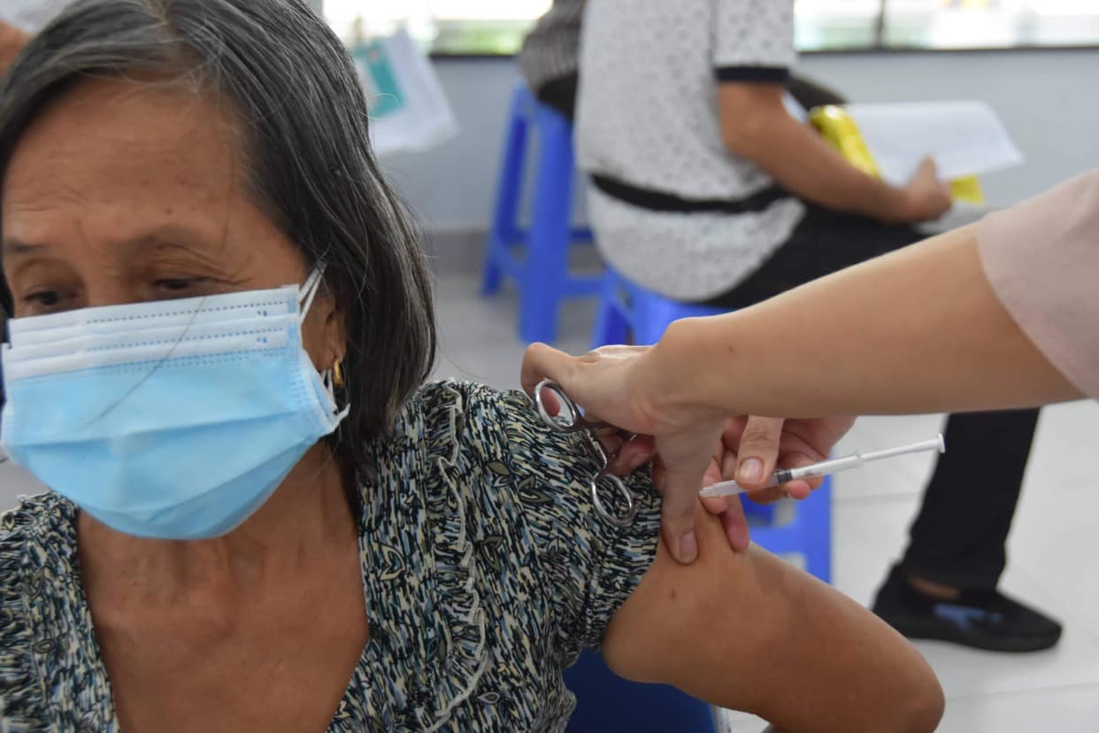 TP.HCM tiêm vaccine Covid-19 đợt 5 ảnh 1 TP.HCM tiem vaccine Covid-19 dot 5 anh 1
