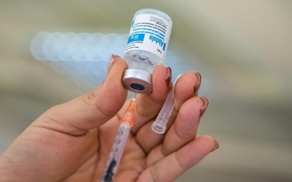 Loai vaccine Covid-19 nao duoc tiem 3 lieu tai Viet Nam? hinh anh