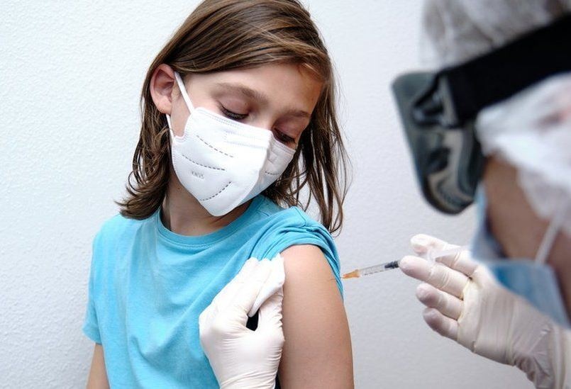 Luu y khi tiem vaccine Covid-19 cho tre mac benh tim mach hinh anh