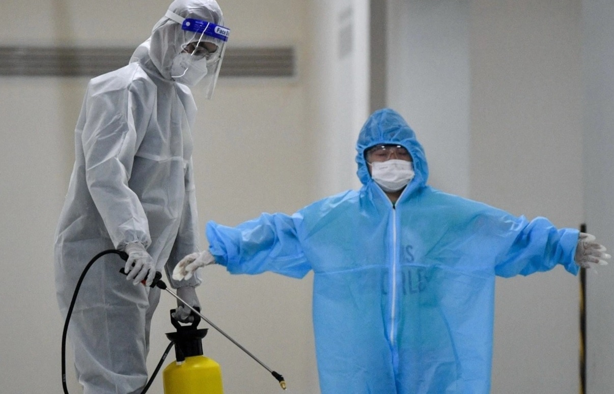 Dieu kien xuat vien doi voi F0 la tre em hinh anh