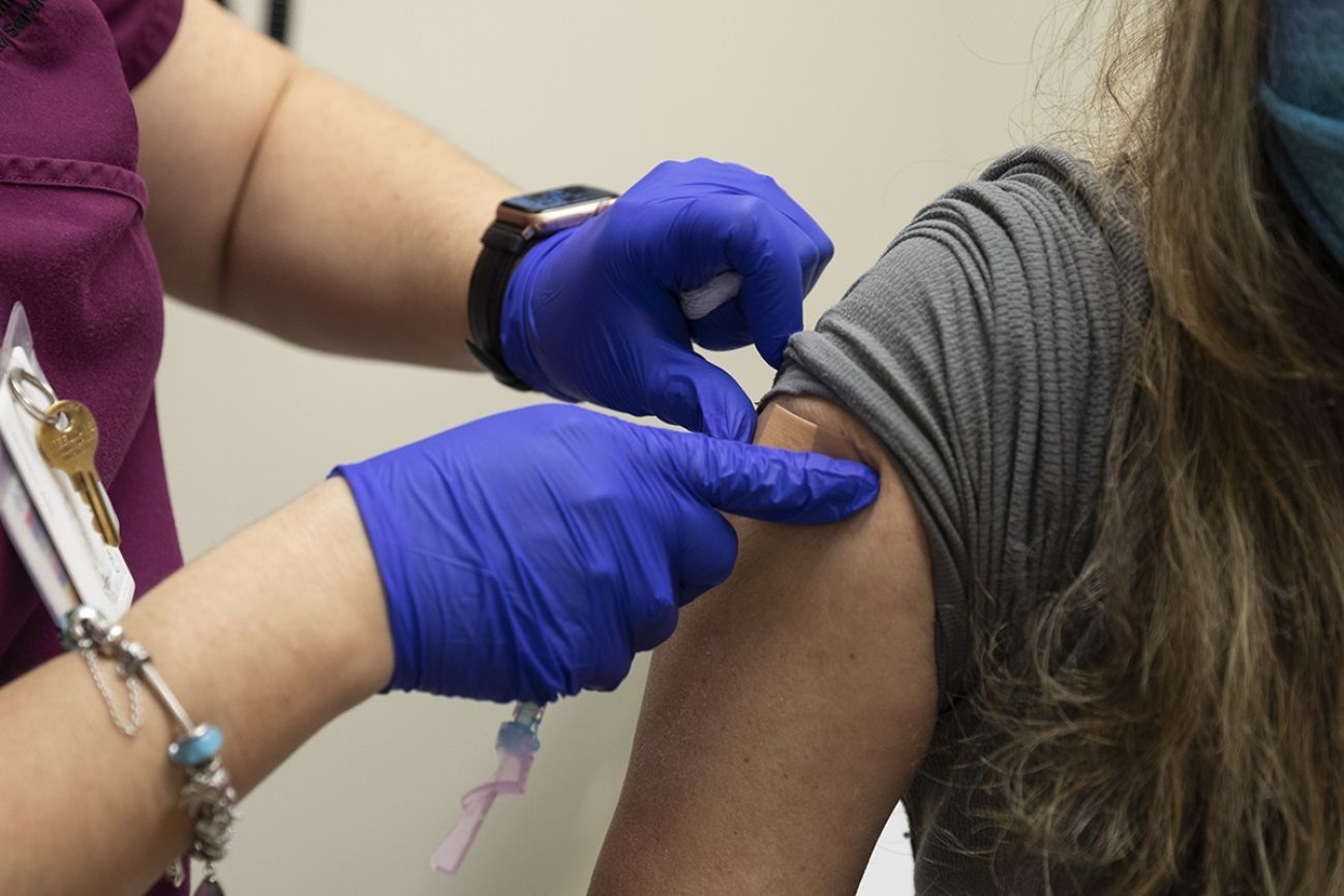 Di chứng hậu Covid-19 ở người tiêm đủ vaccine ảnh 3 Di chung hau Covid-19 o nguoi tiem du vaccine anh 3