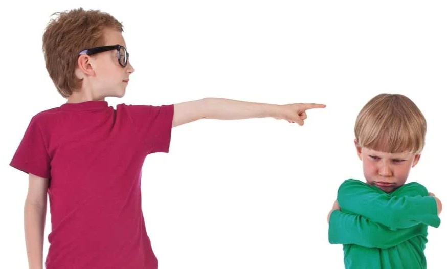 Tre co chi so EQ thap anh 4